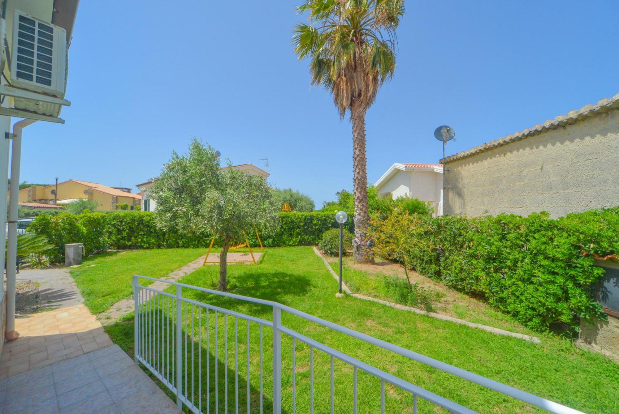 Case Vacanze Mare Nostrum - Villas In Front Of The Beach With Pool Campofelice Di Roccella Εξωτερικό φωτογραφία